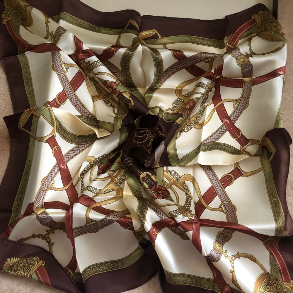 100% SILK PATTERNED SCARF